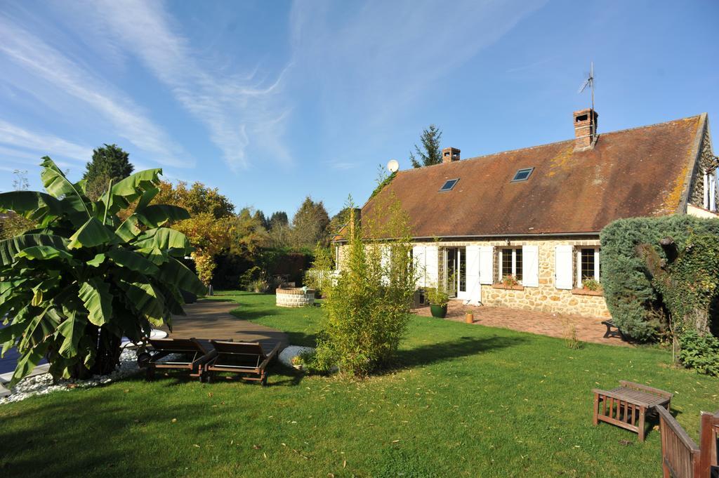Chambres D'Hotes Des Demoiselles Ville-Saint-Jacques Exterior photo